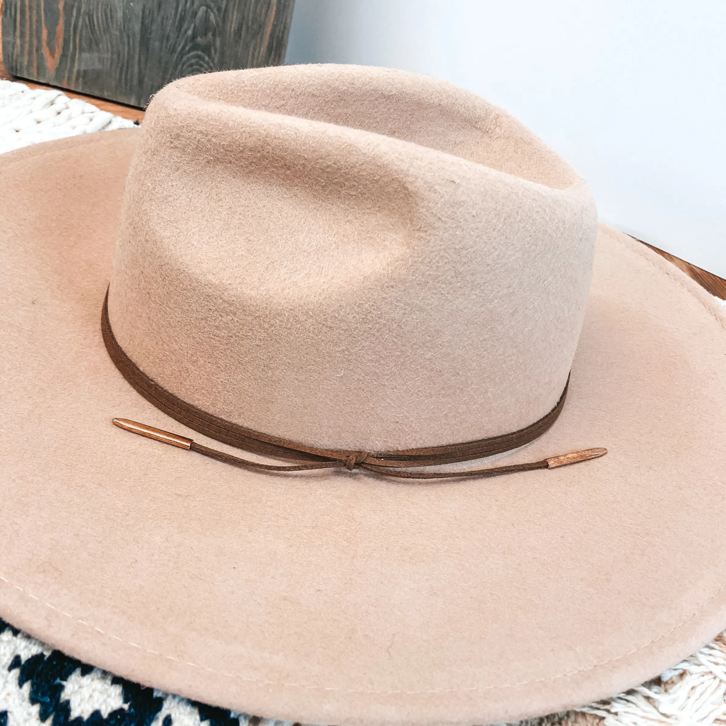 Arizona Skies Felt Hat with Wrapped Leather Band in Beige