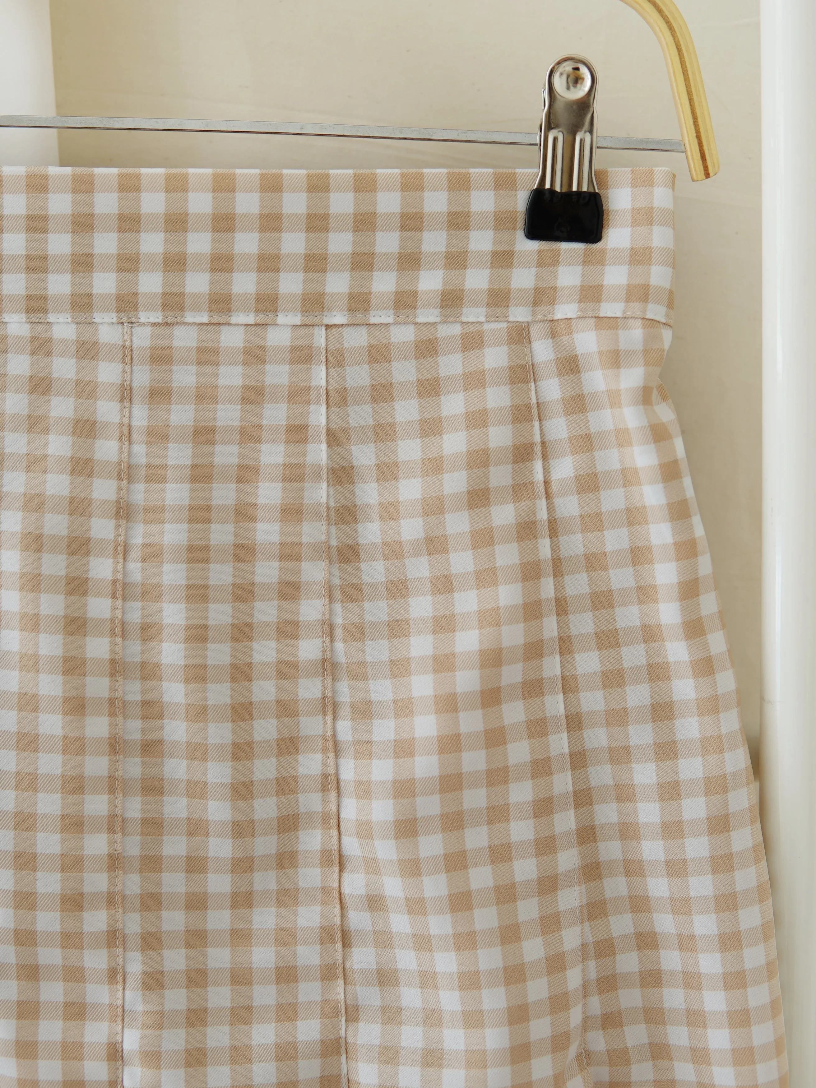 Beige Checkered Pleat Skirt