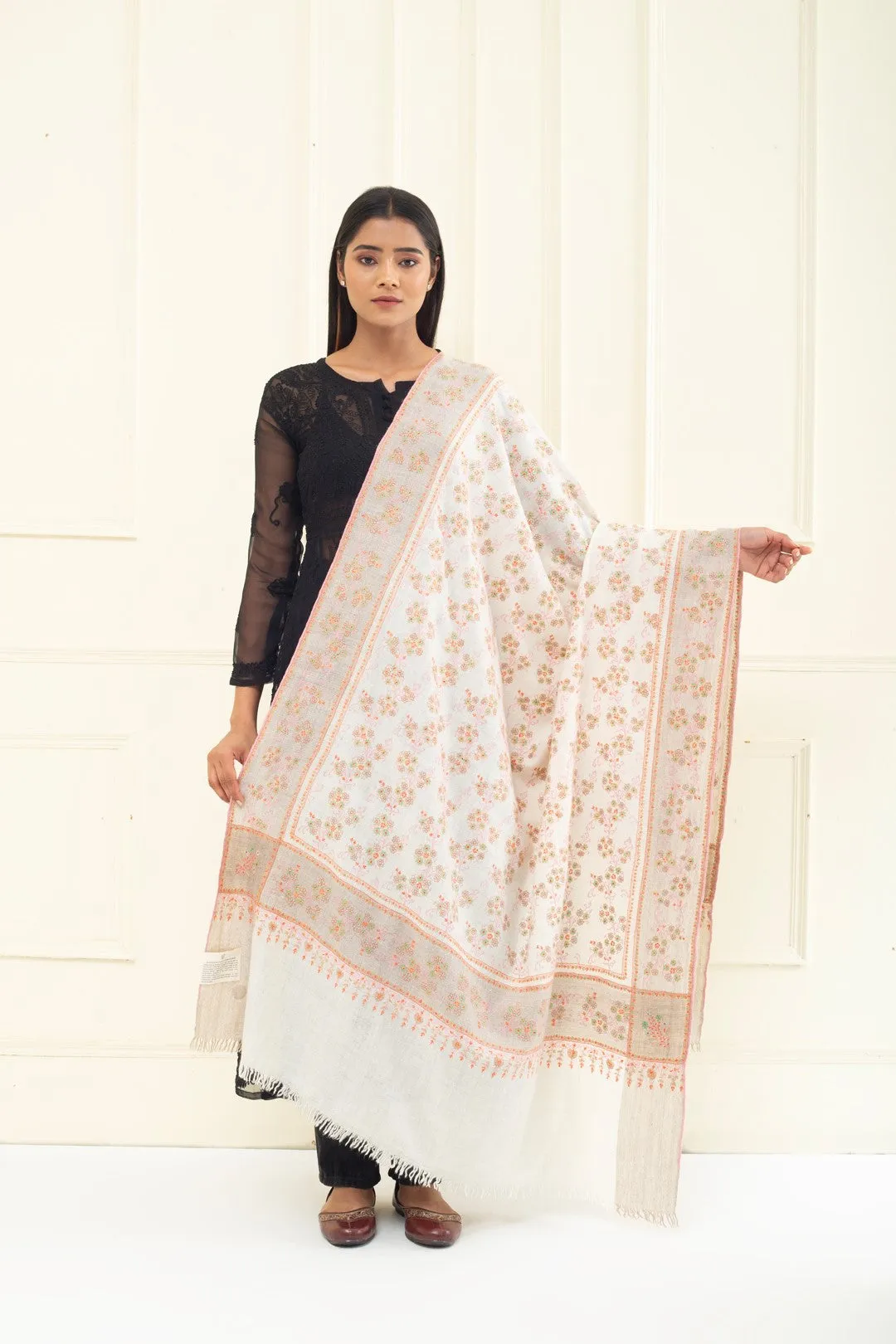 Moonvine Ivory Dourdar Butidar Jaali Sozni Embroidered Shawl