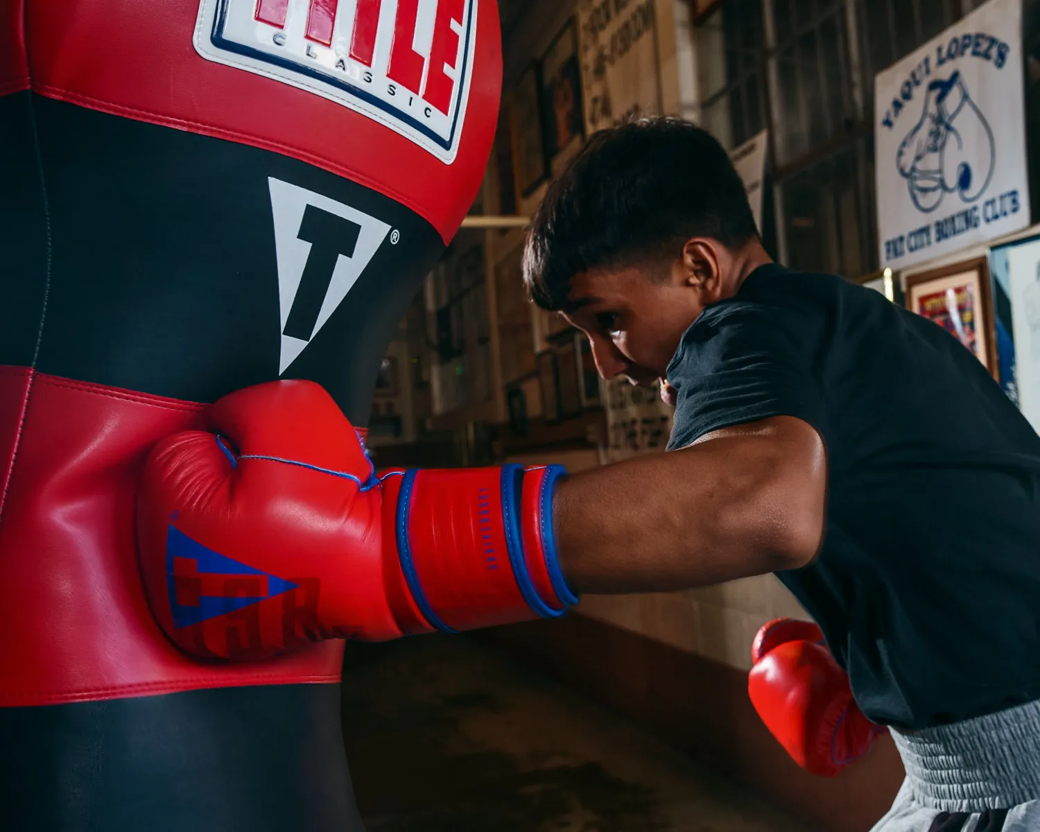 TITLE Boxing Throwback 1998 Anniversary Bag Glove